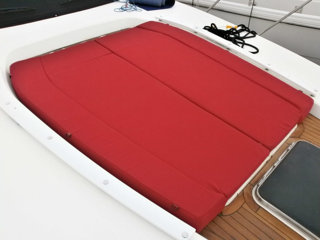 Sundeck cushions on Sealine T-60 are extended to full width resulting in extra space and maximum comfort.