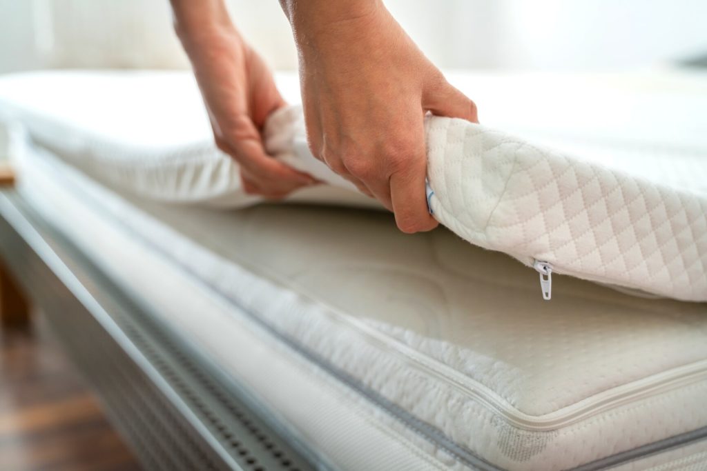 The best custom-made mattresses for your yacht cabin come with easy to remove, washable covers for longer mattress protection.